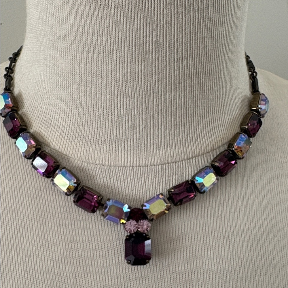 Vintage Belladonna Toronto, Canada Aurora borealis Stone necklace, brass tone